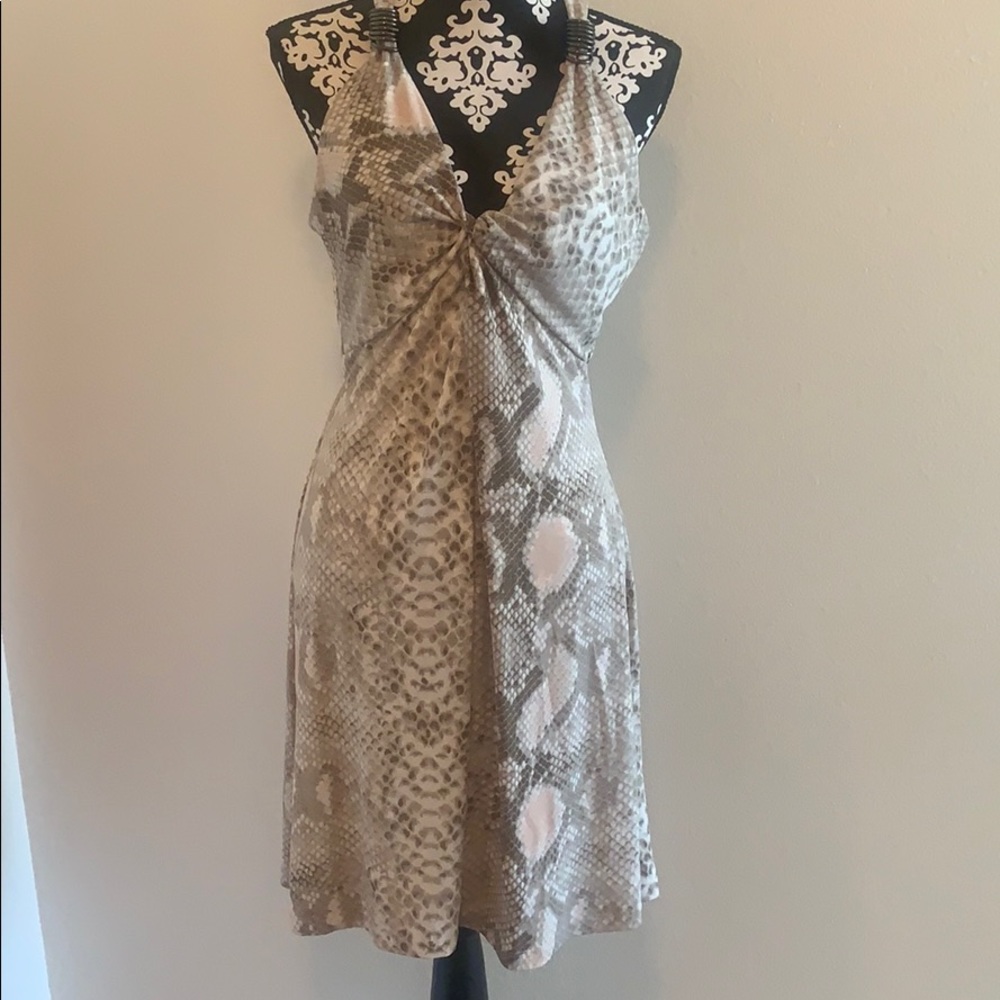 Dress - Picture 3 of 4